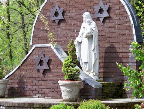 National Shrine of Our Lady of Mt. Carmel (Mt..